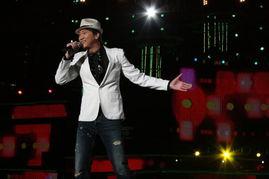 关喆背景,从音乐梦想家到实力派歌手的蜕变之路