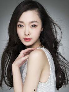 翟颖的个人资料,才华横溢的年轻才俊，多领域成就斐然