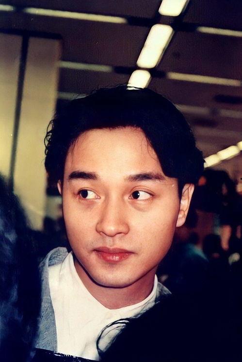 张国荣照片高清图,永恒魅力，光影中的传奇身影